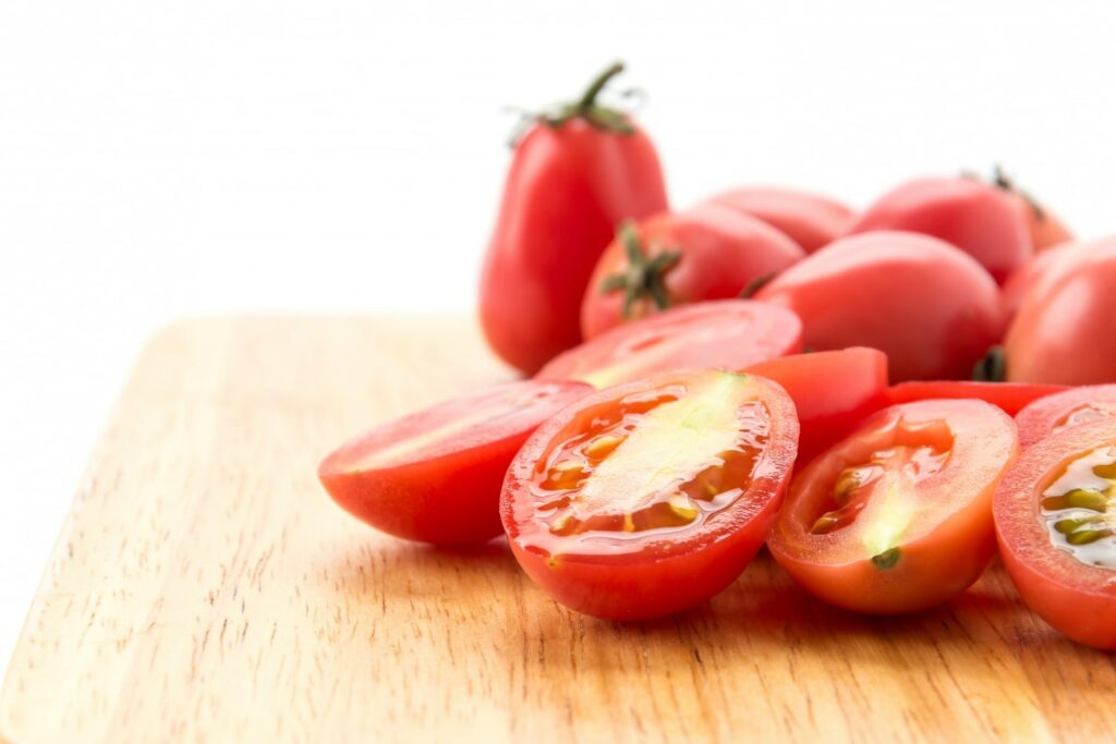 La tortilla con tomates Cherry es muy fácil de elaborar