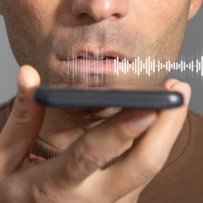 qué es Voice Hacking